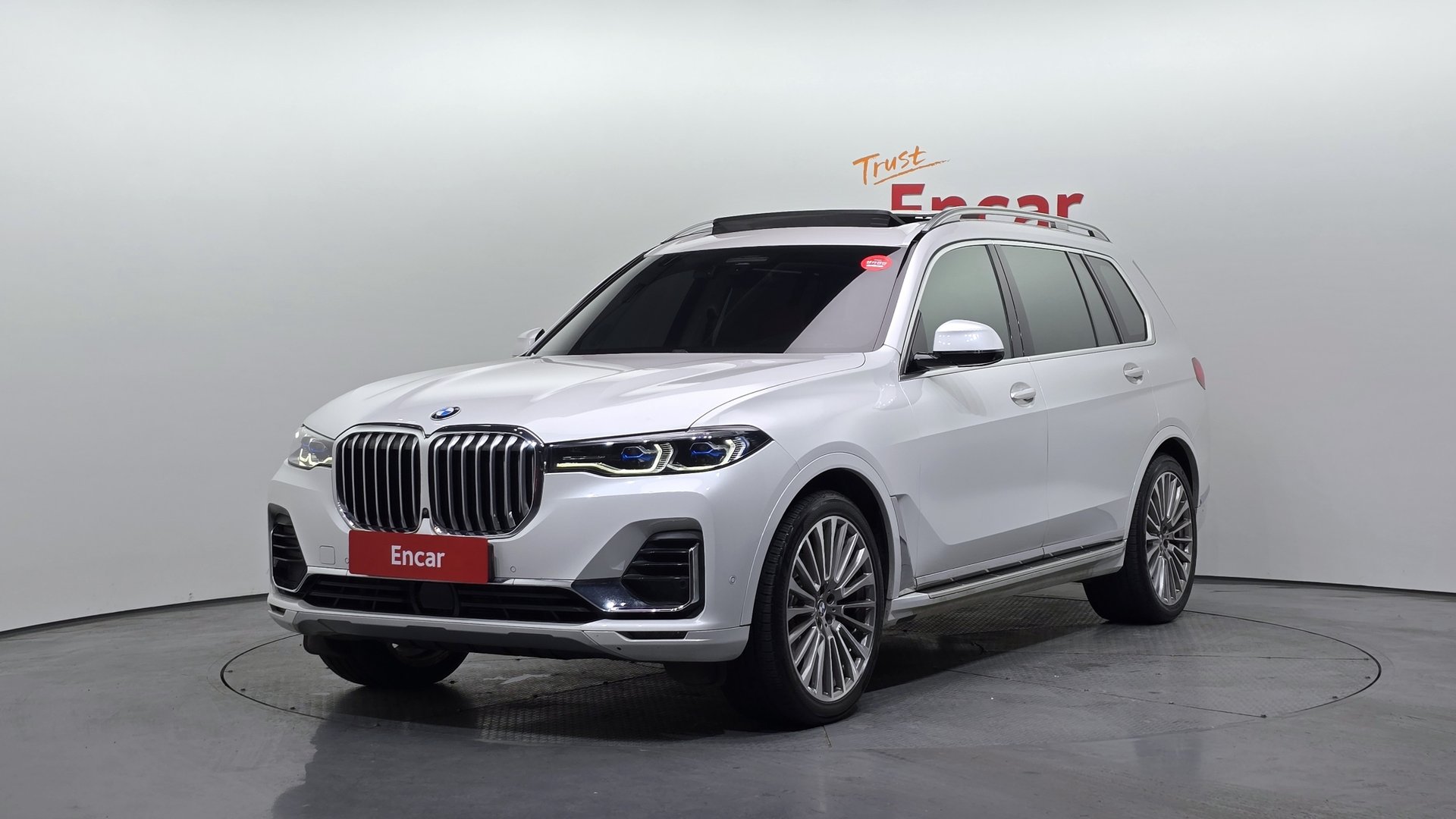 BMW X7 - View 1