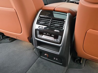 BMW X7 - 8