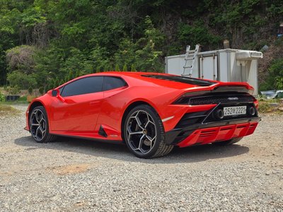 LAMBORGHINI HURACAN - 2