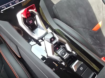صورة مصغرة 14 لـ 2020 Lamborghini HURACAN