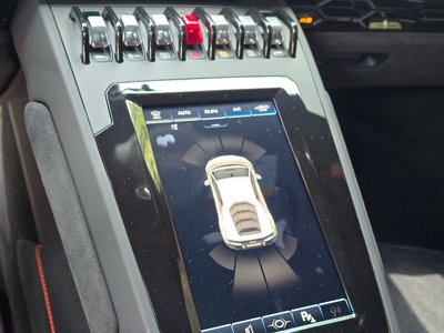 صورة مصغرة 12 لـ 2020 Lamborghini HURACAN