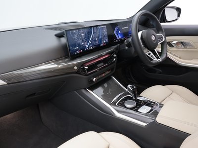 BMW ALPINA D3 TOURING - 4