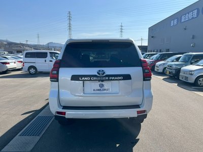TOYOTA LAND CRUISER PRADO - 7