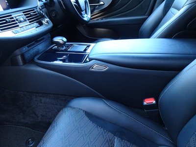 2019 Lexus LS — миниатюра 121