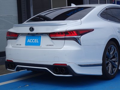 2019 Lexus LS — миниатюра 31