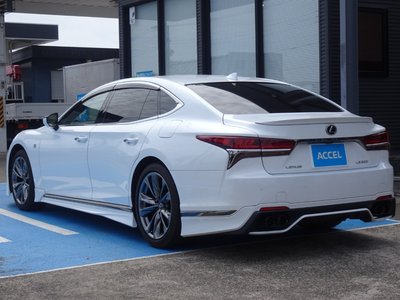 LEXUS LS - 7
