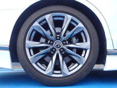 2019 Lexus LS — миниатюра 47