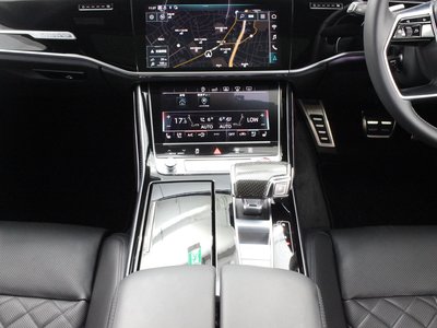 صورة مصغرة 20 لـ 2020 AUDI S8