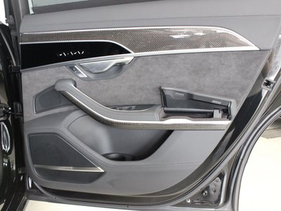 صورة مصغرة 44 لـ 2020 AUDI S8