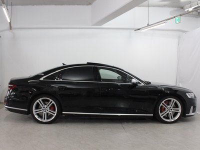صورة مصغرة 25 لـ 2020 AUDI S8