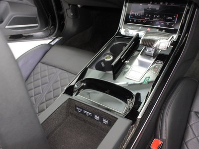 صورة مصغرة 21 لـ 2020 AUDI S8