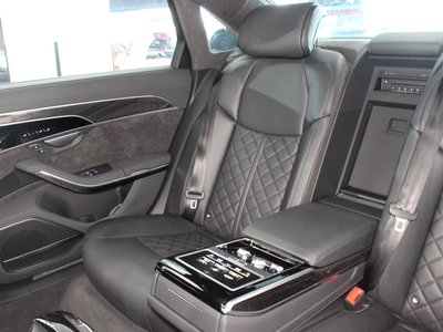 صورة مصغرة 40 لـ 2020 AUDI S8