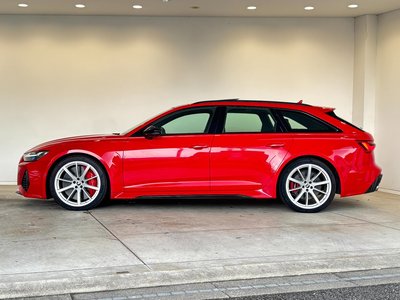 2023 AUDI RS6 AVANT photo 9