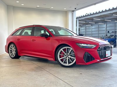 2023 AUDI RS6 AVANT photo 8