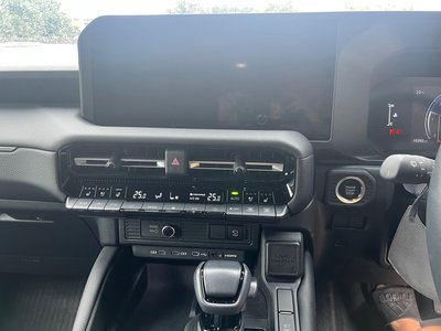 TOYOTA LAND CRUISER 250 - 10