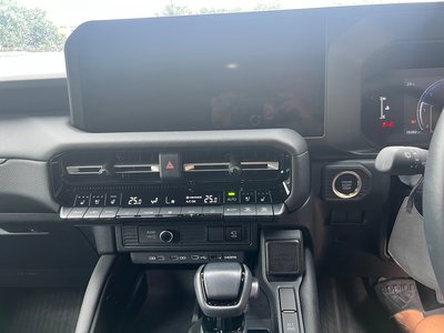 TOYOTA LAND CRUISER 250 - 9