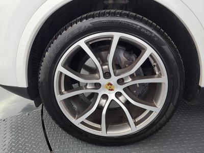 PORSCHE CAYENNE - 6