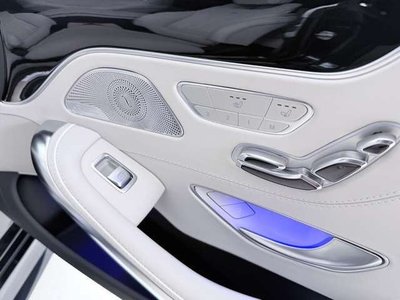 صورة مصغرة 32 لـ 2015 Mercedes-BENZ S-CLASS
