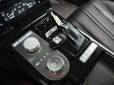GENESIS G80 (RG3) - 9