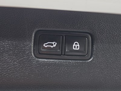 2021 Genesis GV80 thumbnail 16