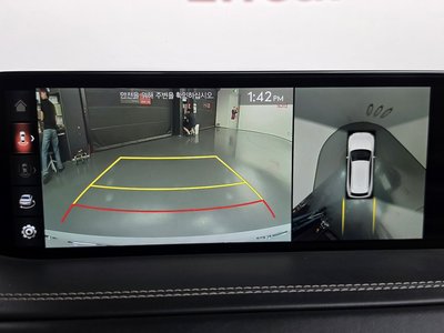 2021 Genesis GV80 thumbnail 14