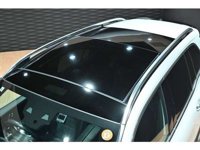 MERCEDES-BENZ GLB - 2