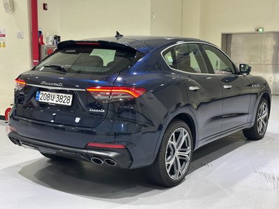 2023 Maserati LEVANTE — фото 5