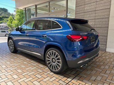 2025 Mercedes-BENZ GLA 照片 3