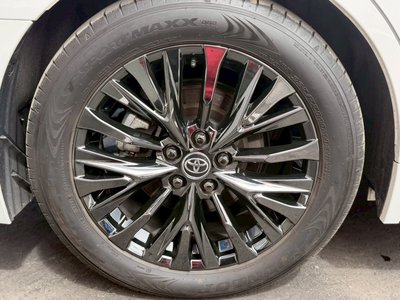 TOYOTA VELLFIRE - 9