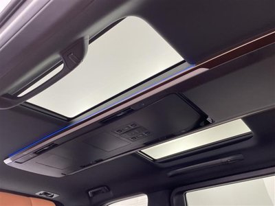 TOYOTA VELLFIRE - 2