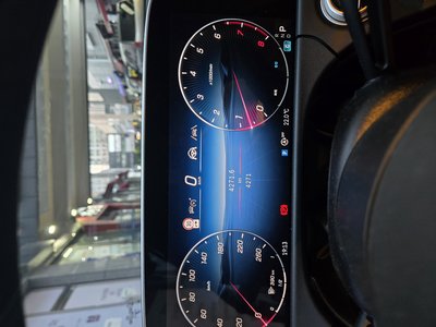 2025 Mercedes-BENZ E-CLASS 照片 8