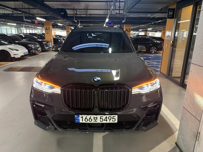 BMW X7 - 1