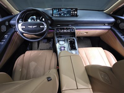 صورة 5 لـ 2022 Genesis GV80