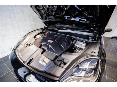 PORSCHE CAYENNE COUPE - 7