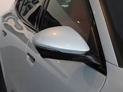 2025 Maserati GRECALE — миниатюра 27