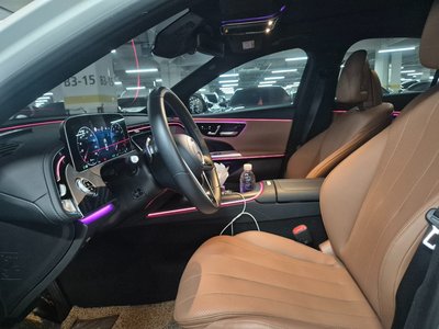 MERCEDES-BENZ E-CLASS - 10