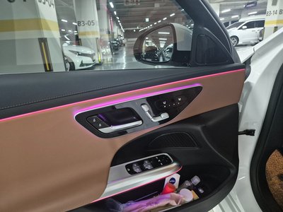 MERCEDES-BENZ E-CLASS - 9