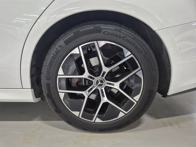 MERCEDES-BENZ E-CLASS - 5