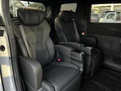 2025 Toyota ALPHARD — миниатюра 27