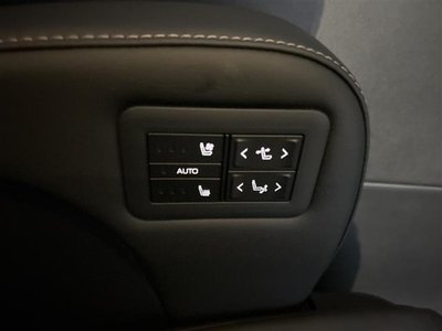 2025 Toyota ALPHARD — миниатюра 30