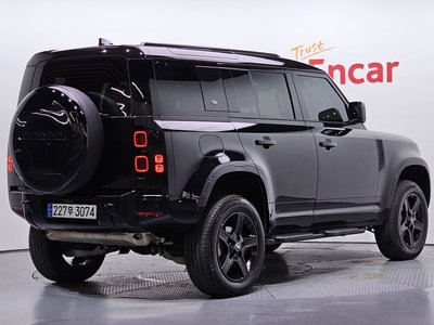 LAND ROVER DEFENDER - 3