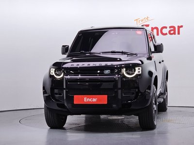 LAND ROVER DEFENDER - 2