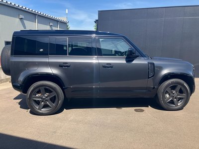 LAND ROVER DEFENDER - 7