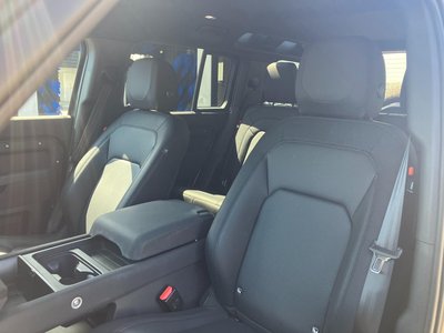 2023 LAND Rover DEFENDER 缩略图 17