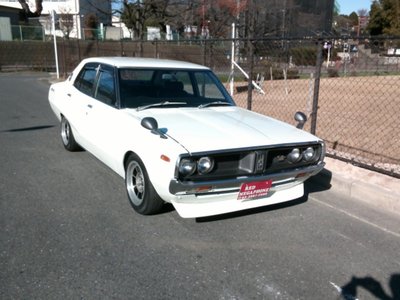 NISSAN SKYLINE