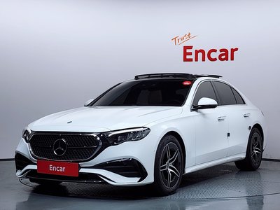 MERCEDES-BENZ E-CLASS - 1