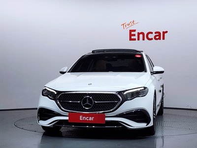 MERCEDES-BENZ E-CLASS - 2