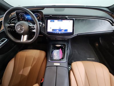 MERCEDES-BENZ E-CLASS - 5