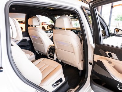 BMW X7 - 8
