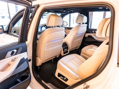 BMW X7 - 9